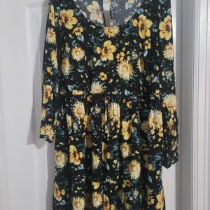 Torrid Sunflower Dress size  2